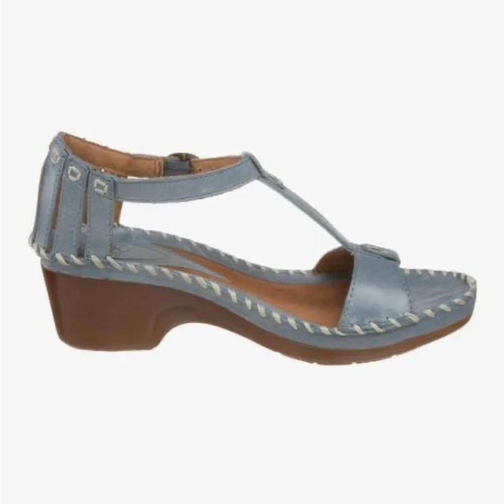 Women's ARIAT Women's Shalimar Sandal,Sky,11 - Picture 7 of 16